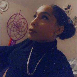 Meet your Posher, Cassandra